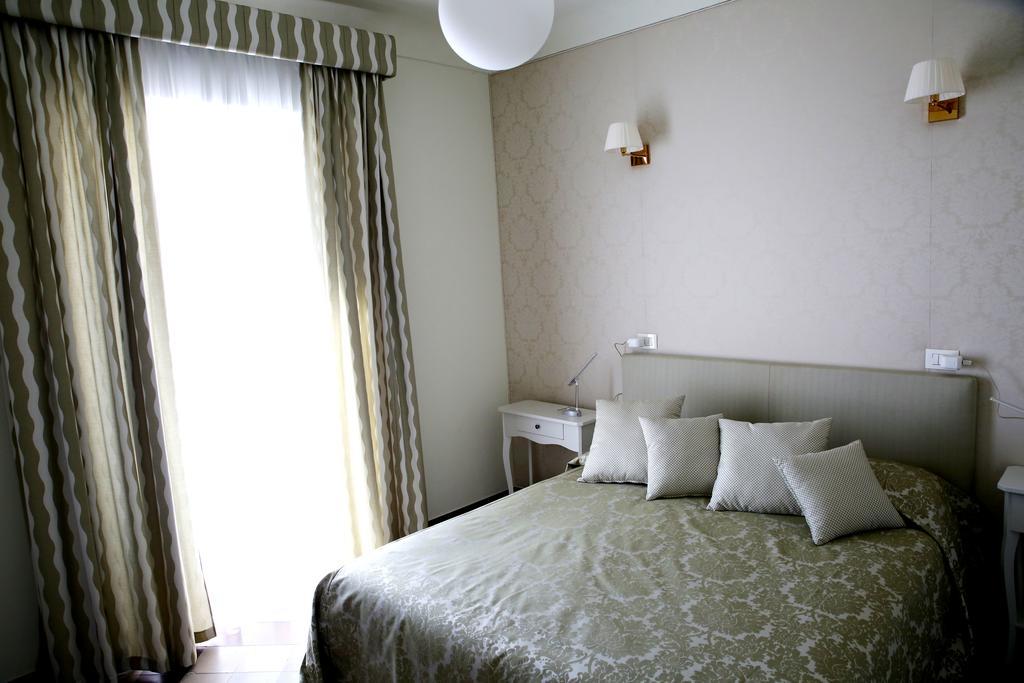 Guesthouse Regina Margherita Modica Luaran gambar
